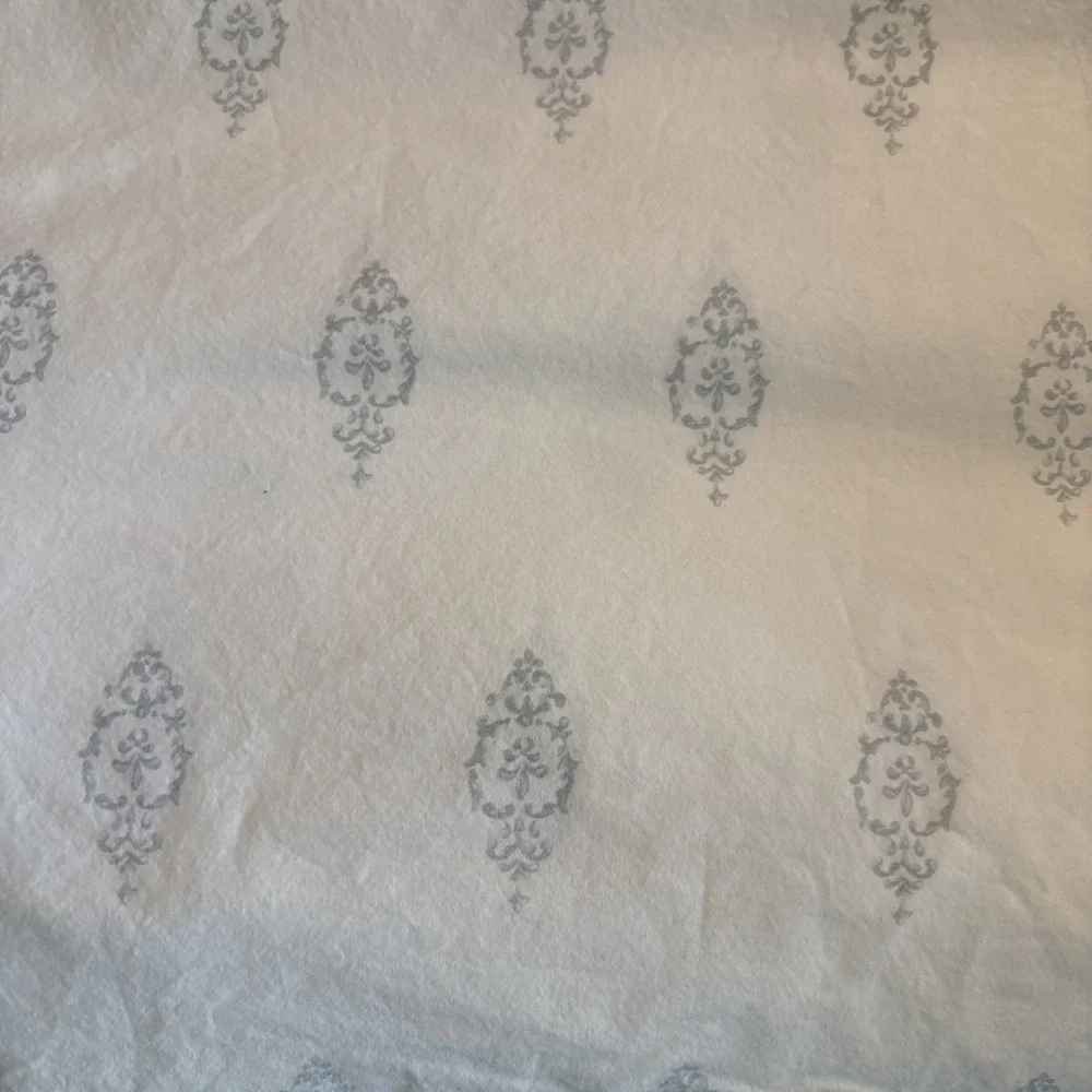 Simply Shabby Chic ONE  Full Flat Sheet White Gray Fleur De Lis 100% Cotton
